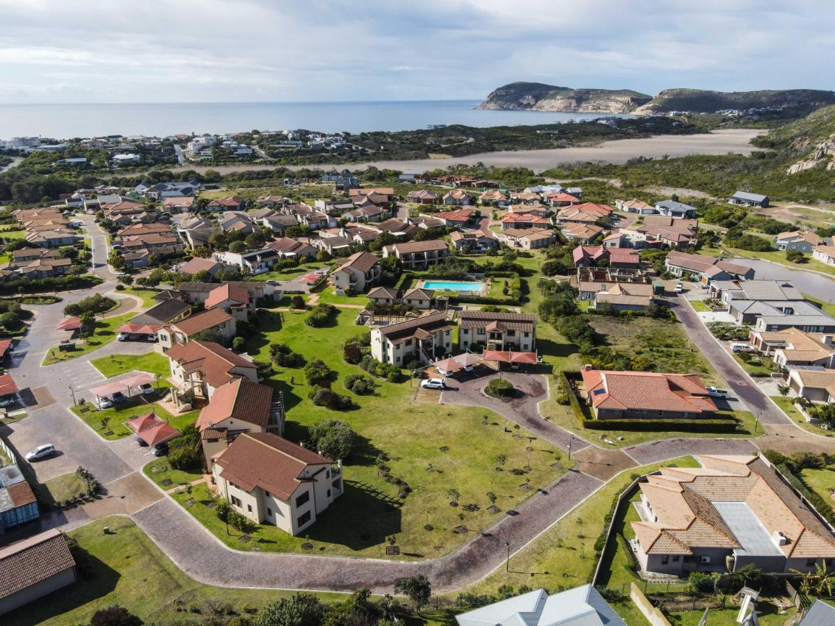 Апартаменты Six Whale Rock Gardens With Back Up Power For Load Shedding Плеттенберг-Бей Экстерьер фото